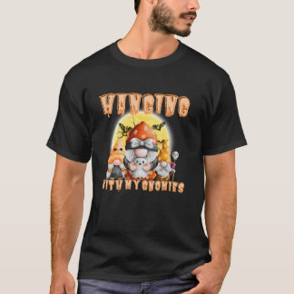 Kvinnors Gnome Halloween Hängande Med Mina Gnomies T Shirt