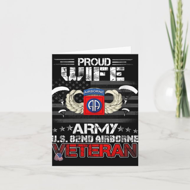 Kvinnors stolta fru armé USA 82nd Airborne veteran Kort (Framsida)