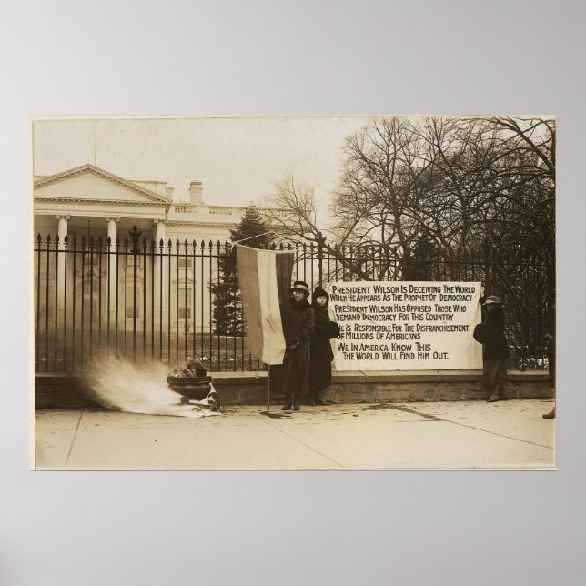 Kvinnors Suffragette Bonfire i Washington D.C. Poster (Framsidan)
