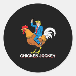 Kyckling Jockey Trump Roligt Meme Surreal Humor T- Runt Klistermärke