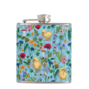 Kycklingar och vilda blommor på baby blue fickplunta