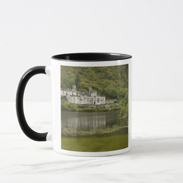 Kylemore Abbey, County Galway, Irland Mugg (Vänster)