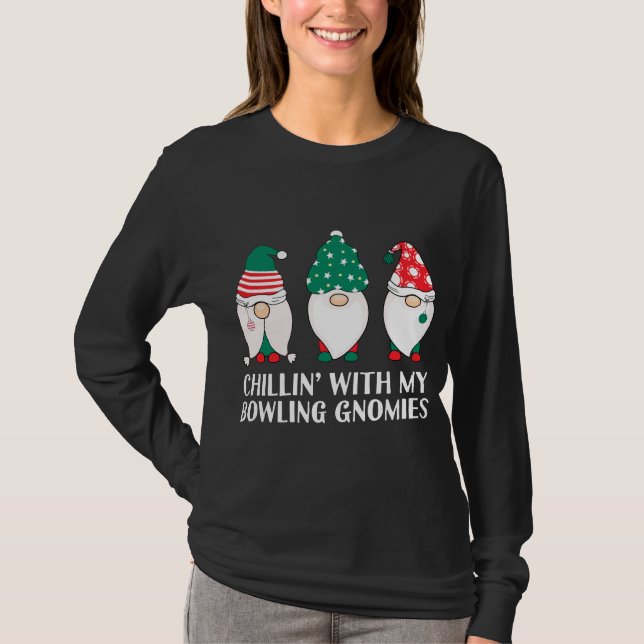 Kylning med min Bowling Gnomies PJ Funny Gnome Pu T Shirt (Framsida)