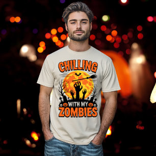 Kylning med min Zombies Scary Halloween Natt T Shirt