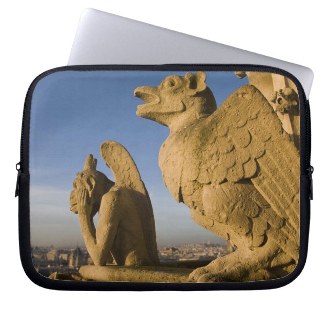 Kymär på fasaden av Notre Dame-katedralen, Laptop Fodral (Framsidan)