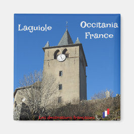 Kyrka i byn Laguiole i Frankrike Magnet