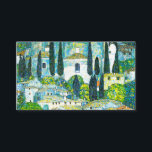 Kyrka i Cassone Gustav Klimt Tilläggskort<br><div class="desc">Kortet Gustav Klimts oljemålning Church i Kassone (1913). En vacker italiensk kyrka är omgiven av grönt träd på blå vatten strand. En fantastisk gåva till Art nouveau älskare och österrikiska konstentusiaster!</div>