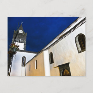 Kyrka i Funchals nattliga stad Vykort