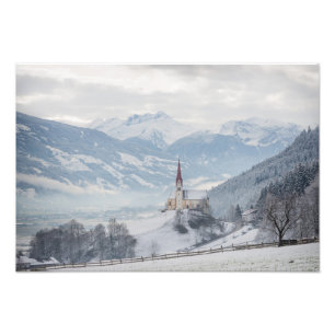 Kyrka i Zillertal i vinterfototryck Fototryck