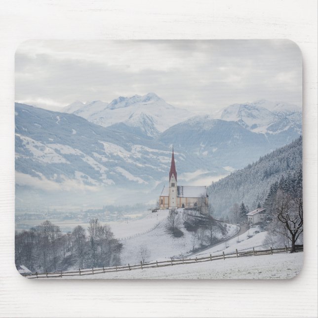 Kyrka i Zillertal i vintermousepad Musmatta (Framsidan)