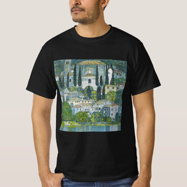 Kyrka (Kirche) i Kassone av Gustav Klimt T Shirt (Framsida)