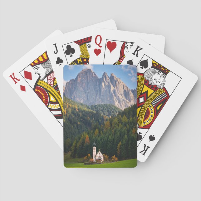Kyrkan framför Dolomitbergen i Italien Casinokort (Baksidan)