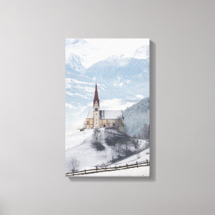 Kyrkan i en alpin vinter landskap canvastryck