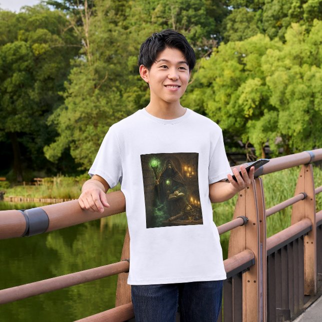 Kyrzon Portrait – Dark Fantasy Character Art T Shirt (Skapare uppladdad)