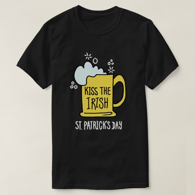 Kyss den irländska ölfesten St. Patrick's Day Svar T Shirt (Design framsida)