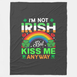kyss mig ändå irish humor design-63942 fleecefilt