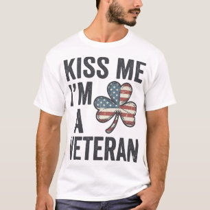 Kyss mig jag är en veteran Shamrock Vintage skjort T Shirt