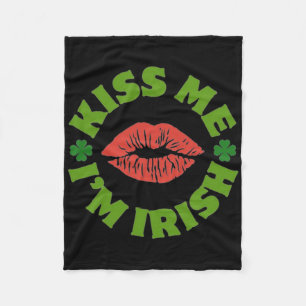 Kyss mig, jag är irländare St Patricks Day firande Fleecefilt