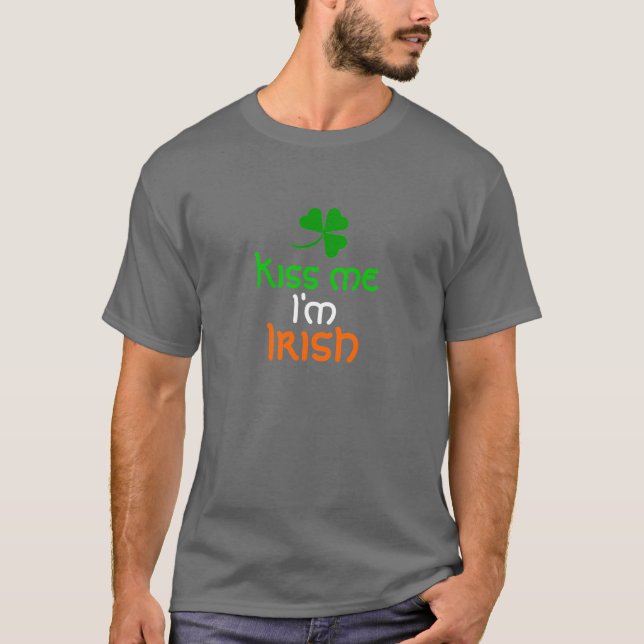 Kyss mig, jag är irländare tee shirt (Framsida)