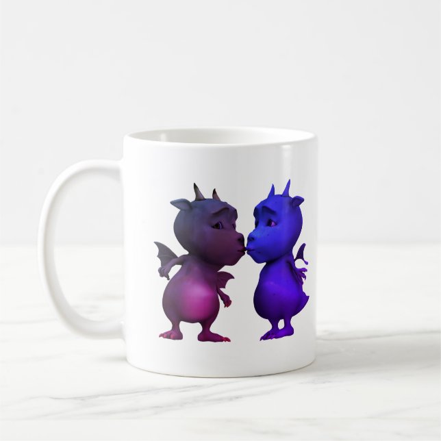 Kyss mig snabbt söt blå och rosa bebisdrake kaffemugg (Vänster)