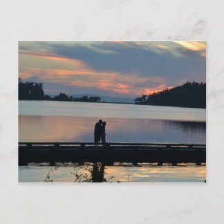 Kyss vid sunset vykort
