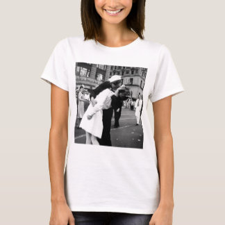 Kyssa krig Goodbye kvadrera stundom T-shirt