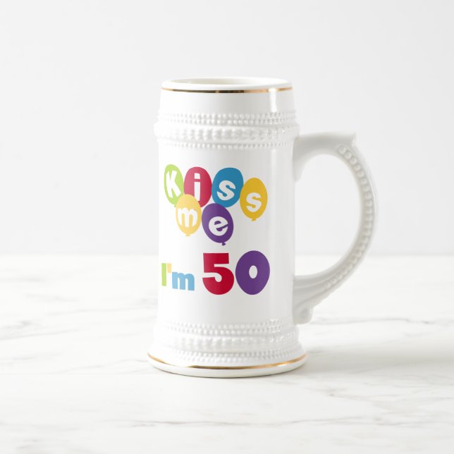 Kyssa mig I-förmiddagen 50 födelsedagT-tröja och Sejdel (Höger)
