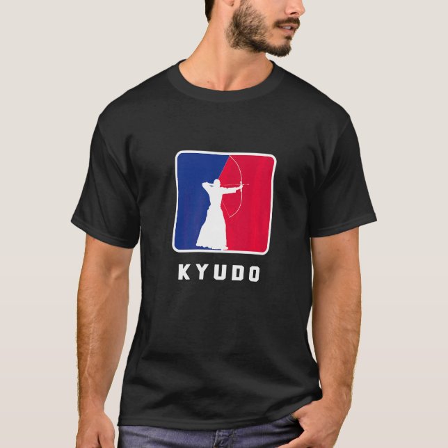 Kyudo Kyujutsu Archery Samurai Japan Bow T Shirt (Framsida)