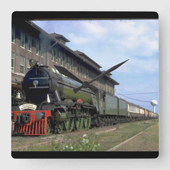 L&N 4-6-2 med "Flies Scotsman_Tåg Fyrkantig Klocka (Framsida)