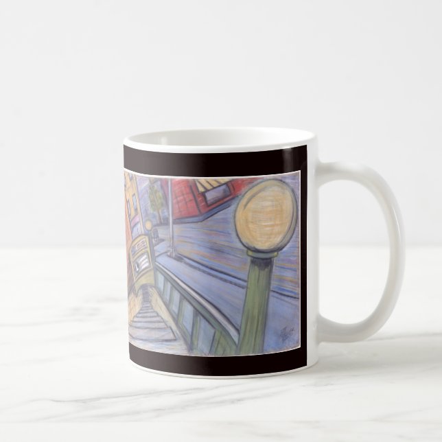 L tåg stannar vid Bedford ave. Kaffemugg (Höger)