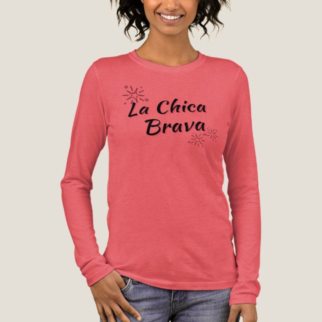 "LA CHICA BRAVA/BLACK" LÅNGÄRMAD TRÖJA (Framsida)