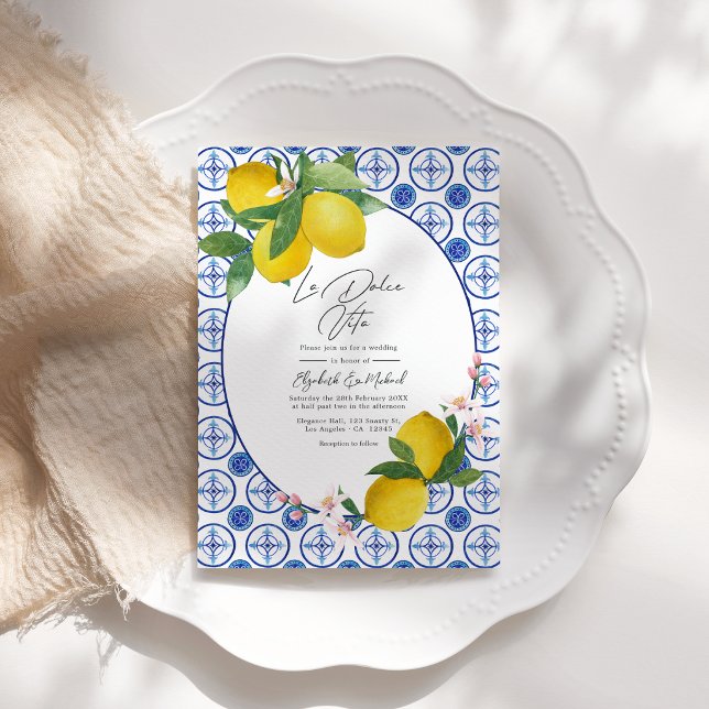 La Dolce Vita Italienska Citronplattor Bröllops QR Inbjudningar (La Dolce Vita Italian Lemon Tiles Wedding QR Code Invitation)