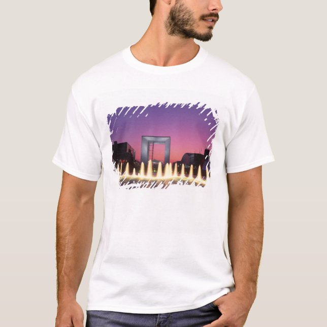 La Grande Arche, La Defense, Paris, Frankrike Tee (Framsida)