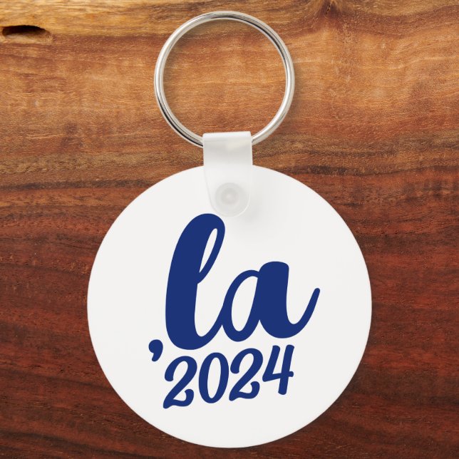 ,la Kamala comma uttalande 2024 blått text Nyckelring (Framsida)
