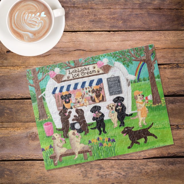 Lab Slickar Ice Cream Labradors Pussel (Lab Licks Ice Cream Labradors Jigsaw Puzzle featuring Labradors in action.  Ice Cream Business.)