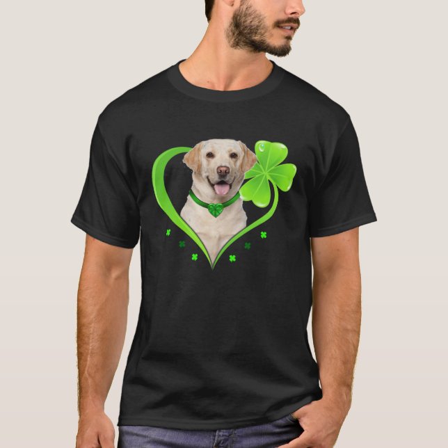 Labrador i Shamrock Heart St patricks day Hund T Shirt (Framsida)