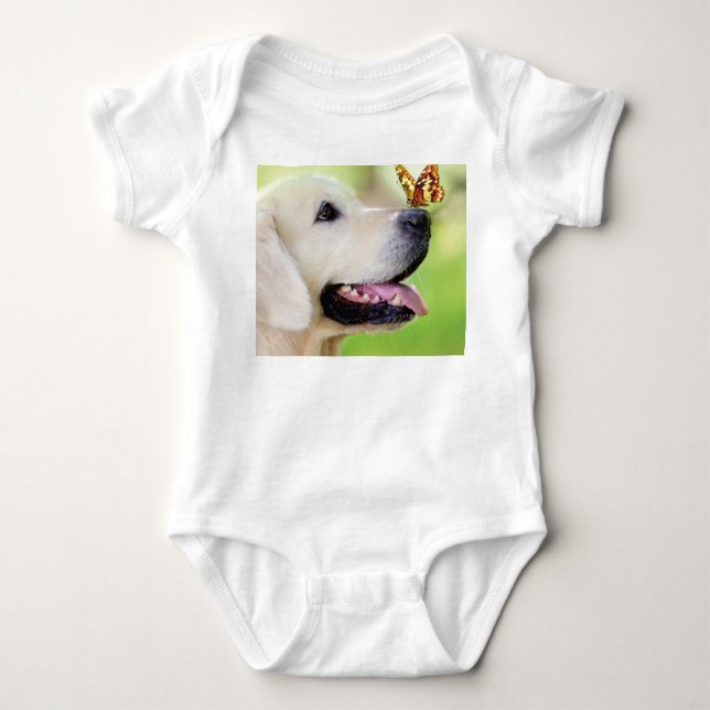 Labrador och fjäril Dekorativ kudde T Shirt (Framsida)