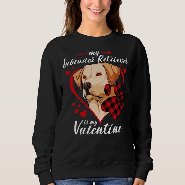 Labrador Retriever är min Valentine Hund Red Play  T Shirt (Framsida)