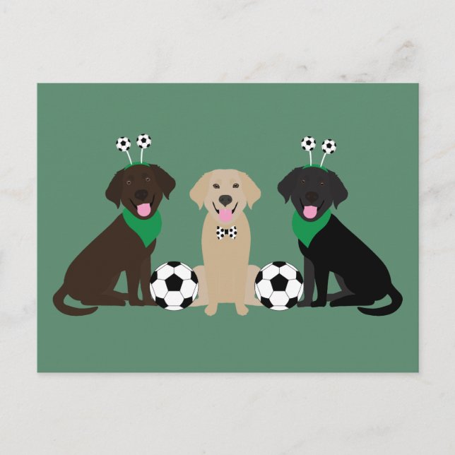 Labrador Retriever Hundar spelar fotboll Vykort (Framsida)