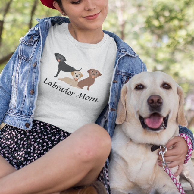 Labrador Retriever Mamma Chocolate Black Gult T Shirt (Skapare uppladdad)
