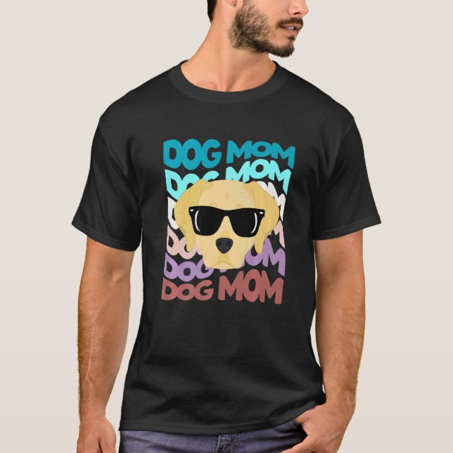 Labrador Retriever Mom  Cool Retro Dog Mom T Shirt (Framsida)