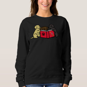 Labrador Retriever Puppies Läser Bok T Shirt