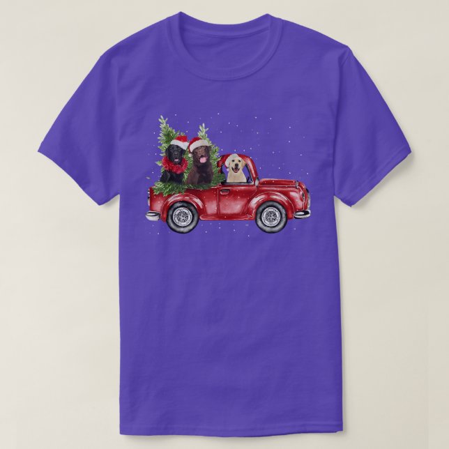 Labrador Retriever Riding Red Lastbil Julafton Mer T Shirt (Design framsida)