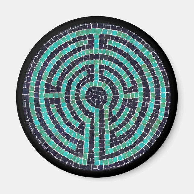 LABYRINTH III Round Magnet - Black (Framsidan)