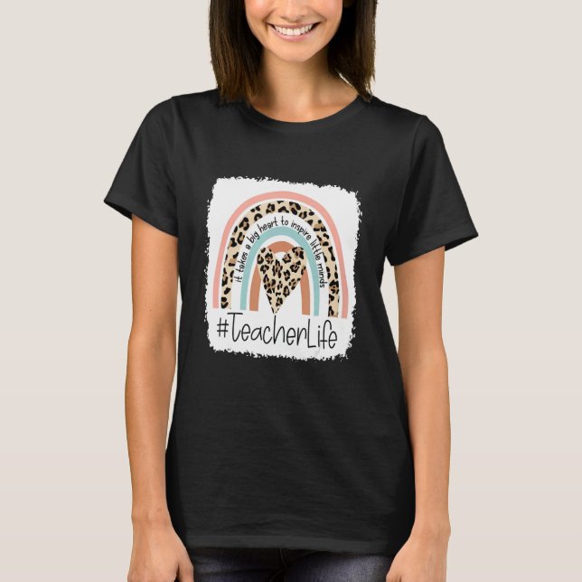 Lacher Life Leopard Rainbow Back to school Bleach T Shirt (Framsida)