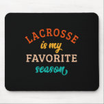 Lacrosse är min favoritsäsong Lacrosse Älskare Ret Musmatta<br><div class="desc">Lacrosse är min favoritsäsong Lacrosse Älskare Retro Vintage</div>