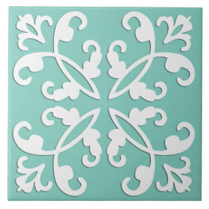 Lacy cutwork - white over sea grönt kakelplatta