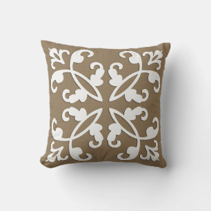 Lacy cutwork - white over taupe tan tan kudde