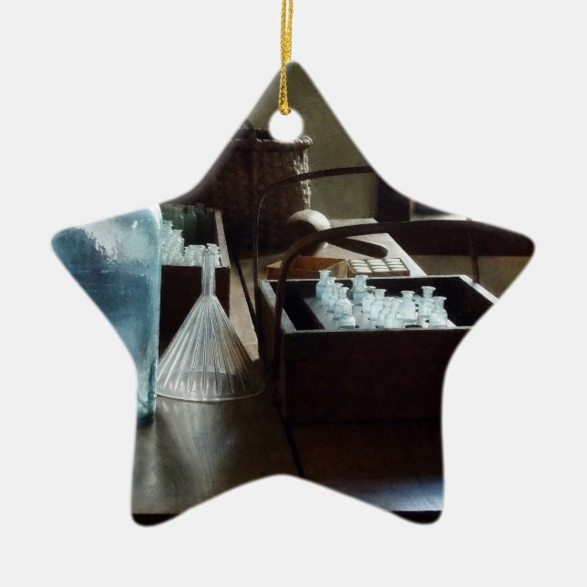 Låda med provrör julgransprydnad keramik (Framsidan)