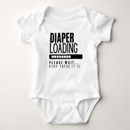 Laddning av blöjor.... Vänta T Shirt